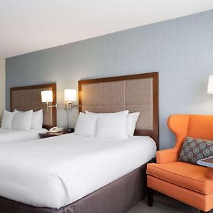 Queen Room Hearing Accesible